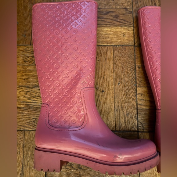 Authentic Louis Vuitton Women's Pink Rain Boots size 39 - Picture 1 of 7